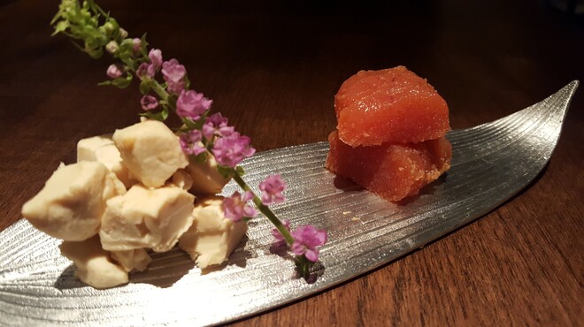 カモシヤ - メイン写真: