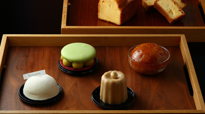 カフェ トロワグロ Cafe Troisgros 新宿 フレンチ ネット予約可 食べログ カフェ トロワグロ Cafe Troisgros 新宿 フレンチ ネット予約可 食べログ