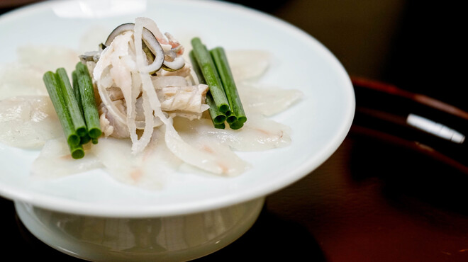 料亭 冨茂登 - 料理写真:とらふぐ