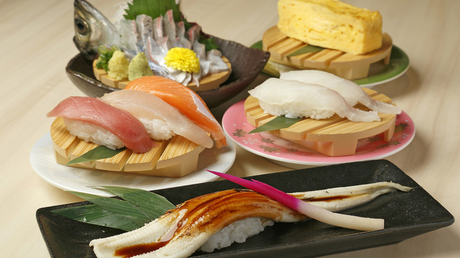 Kaitenzushi Rikimaru Koube Tarumiten - メイン写真: