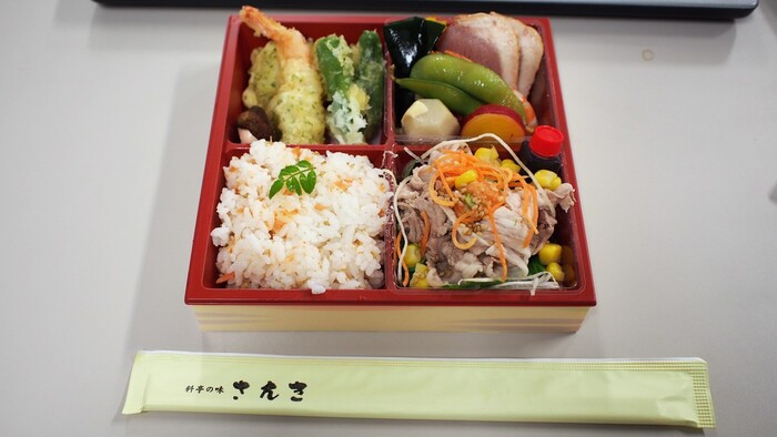 大阪 ターミナルで手に入る幕の内弁当 ７態 食べログまとめ
