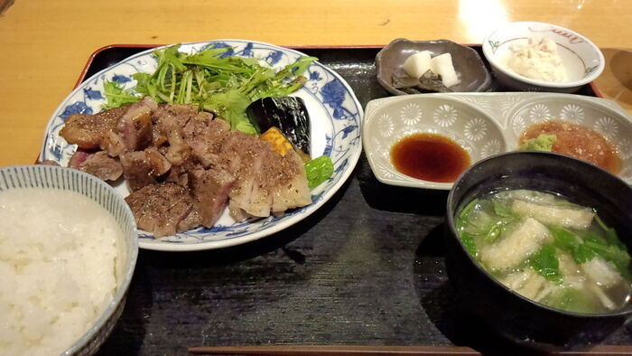 新宿西口 土曜日 ランチ 女性お一人様okなお店 食べログまとめ