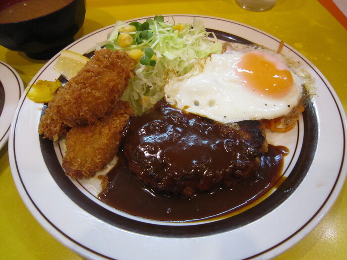 から ご飯 ここ 屋 さん 近い 有楽町のランチならここ♪ おいしくてボリューム満点なランチのお店