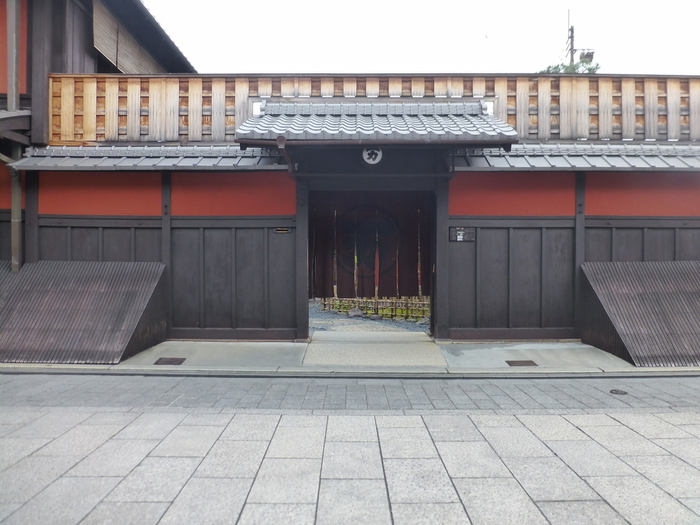秋の京都 祇園歌舞練場周辺の とっておきのお店達 食べログまとめ