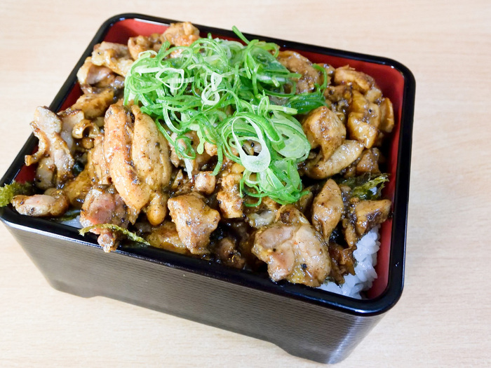 うどん県香川名物のかしわバター丼 食べログまとめ