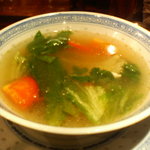 漢陽楼 - レタスとトマトのスープ