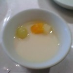 赤坂飯店 本店 - ランチ：丼でください。