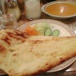 インドレストラン モティ - 香ばしいナン