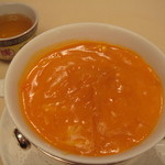 銀座楼蘭 - 蟹の卵とフカヒレスープ