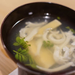 うを徳 - 笋（たけのこ）と麪條魚（しらうを）の椀（わん）