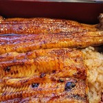 川京 - うな重♪食べるのがもったいない