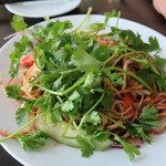 Lucky Restaurant - バナナの花とミミガーのサラダ　88,000ドン