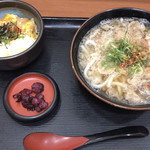 心空 - 油かすうどん：￥７００、ミニ玉子丼：￥３００