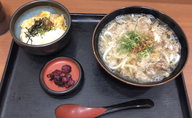 うどんに油かすを加えると ダシまでじんわりコクと旨みが広がります By 3take 心空 新三田店 シンクウ 新三田 かつ丼 かつ重 食べログ うどんに油かすを加えると ダシまでじんわりコクと旨みが広がります By 3take 心空 新三田店 シンクウ 新三田 かつ丼 かつ重 食べログ