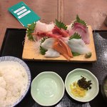 Hamayaki Kaisen Izakaya Daishou Suisan - 刺身定食