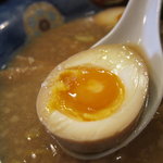 らーめんてつや - 煮卵
