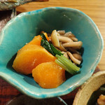 発酵薬膳料理 らふぁえろ - 柿とブナシメジ、水菜？