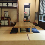 座敷　わびさびを感じるミャ