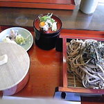 Momijiya - ざる蕎麦定食（たしか１２００円ぐらい）