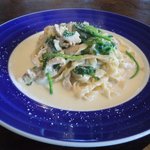 Ｌａ毛利 ターブルペイザンヌ - 鶏肉と畑のほうれん草の自家製手打ちパスタ（タリアッタレ）