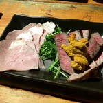 麺庵 小島流 - 「焼 小島流極み焼豚×肉小屋赤身焼 生うにのせ」（「スペシャルコラボコース」5000円）