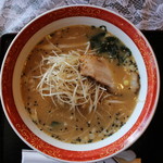 中華摩天楼 - ねぎ味噌ラーメンねぎ味噌ラーメン(780円、真上から)