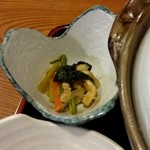 中清 - 牡蠣トーフ鍋の小鉢
