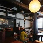 地水庵 - 大きなスピーカーからJazzが静かに流れます♪