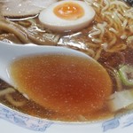 らーめん 小野屋 - ライトな清湯バランス系醤油(鶏、豚、節、香味野菜、醤油タレ)