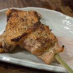 Charcoal Grilled Chicken ROOSTER - 手羽先（表側）