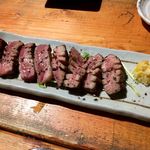 麺庵 小島流 - 塊焼 仔牛の上タン（「スペシャルコラボコース」5000円）