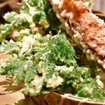 酒トうどん 一福 - 【本日の天ぷら】春菊天@200円