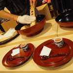 人形町 やま田 - 和三盆を手作り