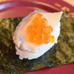 Sushi ro - 蝦夷あわびいくらのせ（１５０円＋税）２０１８年１２月