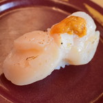 Sushi ro - 炙りほたてうにのせ（１５０円＋税）２０１８年１２月