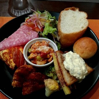 ビストロボヌール_1