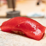 鮨 由う - ボストン産赤身の漬け