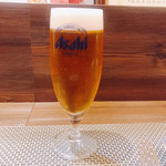 創作イタリアン Gemelli - 綺麗に注いでくれますd(^_^o) ( ^ ^ )/□