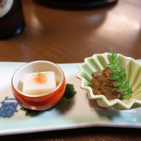 モリタ屋 木屋町店 - 前菜2種盛（豆腐、牛肉のしぐれ煮）