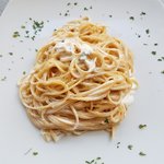 La Torre - ペコリーノ・サルドを溶かしてスパゲッティに絡めた一品　ヤヴァい美味しさ