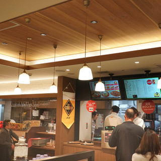 なごめしカフェ トラッツィオーネ ナゴヤ_2