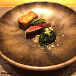 丸新 - 黒毛和牛かぶりの炭火焼