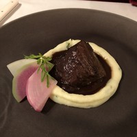 Le Salon de Legumes - 牛ホホ肉の赤ワイン煮