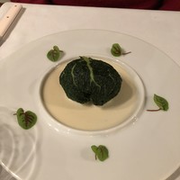 Le Salon de Legumes - サボイキャベツに包まれたオマール海老と菊芋のコンフィ