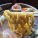 すごい煮干ラーメン凪 - 極太麺リフト