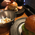 ゴリゴリバーガー タップルーム - 