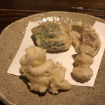 酒盃 - 天ぷら（穴子、銀杏、レンコン、白子）