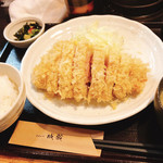 成蔵 - TOKYO Xの特上ロースカツ定食