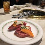 焼肉 鶯谷園 - お肉も厚切り！