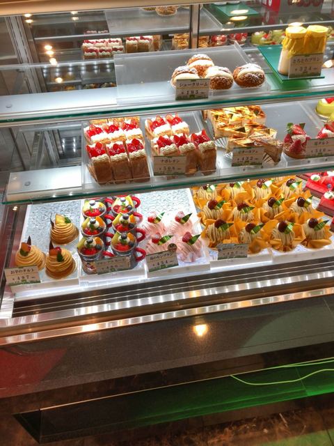 お菓子のアトリエ ハンブルグ 十三本店 Hamburg 十三 ケーキ 食べログ
